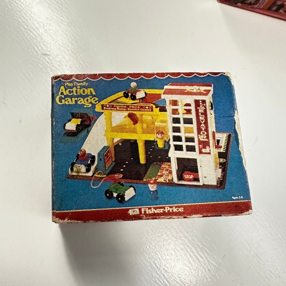 Miniature‎ Fisher-Price Action Garage Dollhouse Parking Ramp Toy 1:12